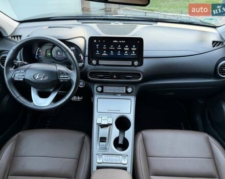 Черный Хендай Kona Electric, объемом двигателя 0 л и пробегом 125 тыс. км за 18599 $, фото 67 на Automoto.ua