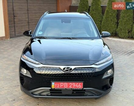 Черный Хендай Kona Electric, объемом двигателя 0 л и пробегом 125 тыс. км за 18599 $, фото 4 на Automoto.ua