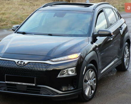 Черный Хендай Kona Electric, объемом двигателя 0 л и пробегом 124 тыс. км за 16600 $, фото 11 на Automoto.ua