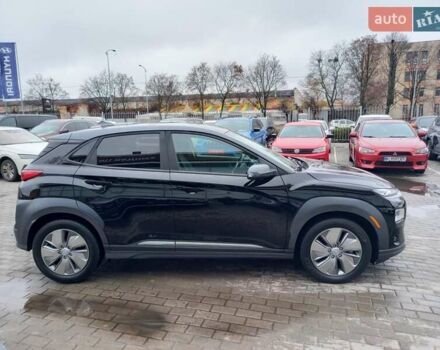 Чорний Хендай Kona Electric, об'ємом двигуна 0 л та пробігом 70 тис. км за 17700 $, фото 6 на Automoto.ua