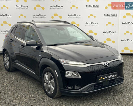 Черный Хендай Kona Electric, объемом двигателя 0 л и пробегом 123 тыс. км за 18900 $, фото 74 на Automoto.ua