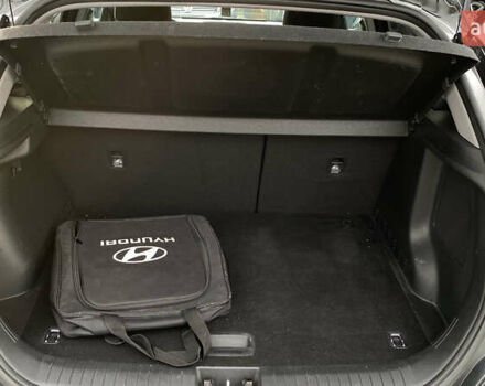 Черный Хендай Kona Electric, объемом двигателя 0 л и пробегом 123 тыс. км за 18900 $, фото 60 на Automoto.ua