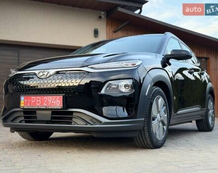 Черный Хендай Kona Electric, объемом двигателя 0 л и пробегом 125 тыс. км за 18599 $, фото 7 на Automoto.ua