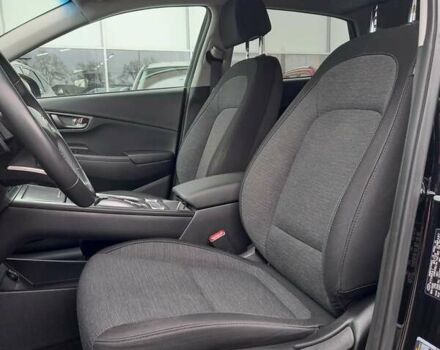 Чорний Хендай Kona Electric, об'ємом двигуна 0 л та пробігом 70 тис. км за 17700 $, фото 15 на Automoto.ua