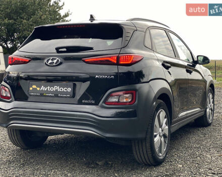 Черный Хендай Kona Electric, объемом двигателя 0 л и пробегом 123 тыс. км за 18900 $, фото 97 на Automoto.ua