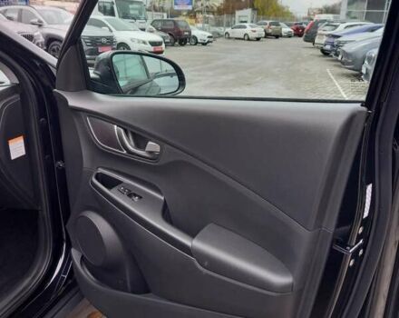Чорний Хендай Kona Electric, об'ємом двигуна 0 л та пробігом 70 тис. км за 17700 $, фото 21 на Automoto.ua