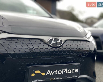 Черный Хендай Kona Electric, объемом двигателя 0 л и пробегом 123 тыс. км за 18900 $, фото 7 на Automoto.ua