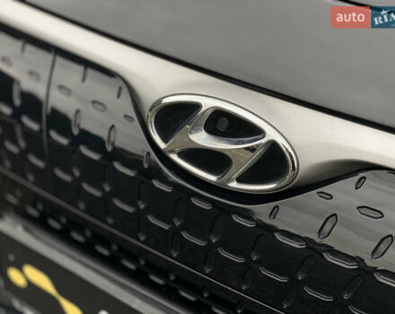 Черный Хендай Kona Electric, объемом двигателя 0 л и пробегом 123 тыс. км за 18900 $, фото 80 на Automoto.ua