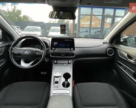 Черный Хендай Kona Electric, объемом двигателя 0 л и пробегом 123 тыс. км за 18900 $, фото 34 на Automoto.ua