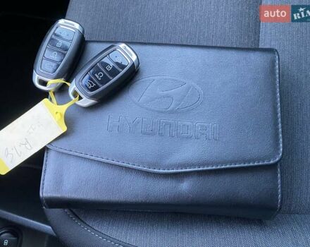 Чорний Хендай Kona Electric, об'ємом двигуна 0 л та пробігом 128 тис. км за 20000 $, фото 50 на Automoto.ua