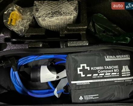 Черный Хендай Kona Electric, объемом двигателя 0 л и пробегом 80 тыс. км за 23100 $, фото 91 на Automoto.ua