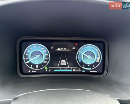 Черный Хендай Kona Electric, объемом двигателя 0 л и пробегом 37 тыс. км за 16900 $, фото 10 на Automoto.ua