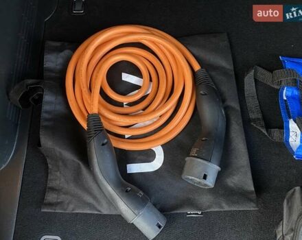 Чорний Хендай Kona Electric, об'ємом двигуна 0 л та пробігом 128 тис. км за 20000 $, фото 73 на Automoto.ua