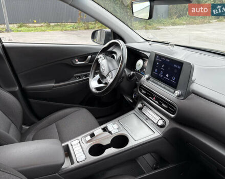 Черный Хендай Kona Electric, объемом двигателя 0 л и пробегом 30 тыс. км за 17200 $, фото 33 на Automoto.ua