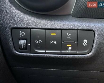 Чорний Хендай Kona Electric, об'ємом двигуна 0 л та пробігом 128 тис. км за 20000 $, фото 37 на Automoto.ua