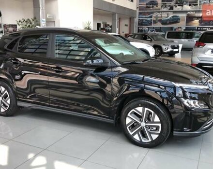 Черный Хендай Kona Electric, объемом двигателя 0 л и пробегом 1 тыс. км за 30215 $, фото 2 на Automoto.ua