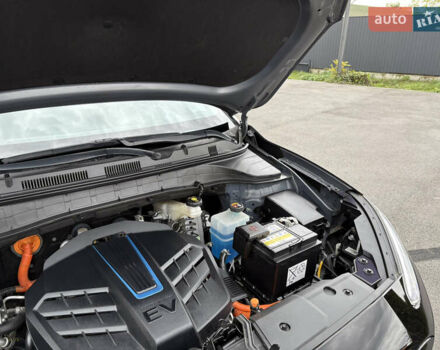 Черный Хендай Kona Electric, объемом двигателя 0 л и пробегом 30 тыс. км за 17200 $, фото 65 на Automoto.ua