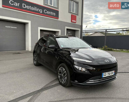 Черный Хендай Kona Electric, объемом двигателя 0 л и пробегом 30 тыс. км за 17200 $, фото 4 на Automoto.ua