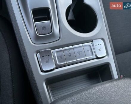 Чорний Хендай Kona Electric, об'ємом двигуна 0 л та пробігом 40 тис. км за 17900 $, фото 26 на Automoto.ua