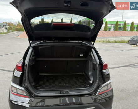 Черный Хендай Kona Electric, объемом двигателя 0 л и пробегом 30 тыс. км за 17200 $, фото 57 на Automoto.ua