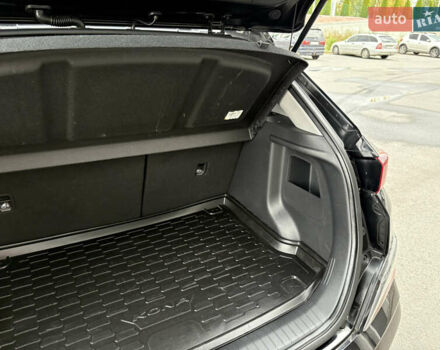 Черный Хендай Kona Electric, объемом двигателя 0 л и пробегом 30 тыс. км за 17200 $, фото 53 на Automoto.ua