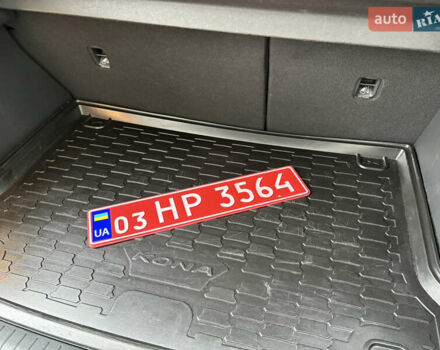 Черный Хендай Kona Electric, объемом двигателя 0 л и пробегом 30 тыс. км за 17200 $, фото 59 на Automoto.ua