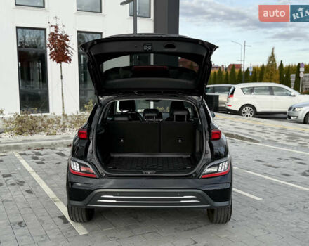 Черный Хендай Kona Electric, объемом двигателя 0 л и пробегом 43 тыс. км за 17300 $, фото 9 на Automoto.ua
