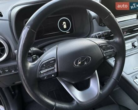 Чорний Хендай Kona Electric, об'ємом двигуна 0 л та пробігом 40 тис. км за 17900 $, фото 25 на Automoto.ua