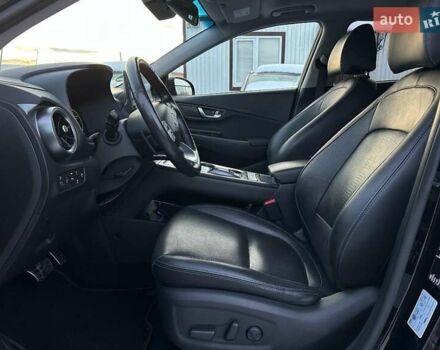 Черный Хендай Kona Electric, объемом двигателя 0 л и пробегом 80 тыс. км за 23100 $, фото 45 на Automoto.ua
