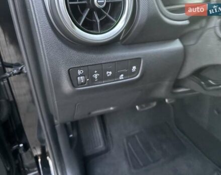 Чорний Хендай Kona Electric, об'ємом двигуна 0 л та пробігом 40 тис. км за 17900 $, фото 24 на Automoto.ua