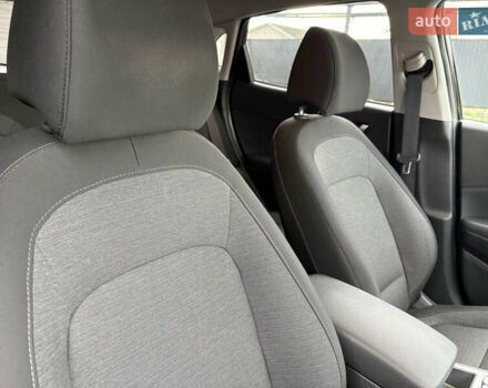 Черный Хендай Kona Electric, объемом двигателя 0 л и пробегом 30 тыс. км за 17200 $, фото 37 на Automoto.ua