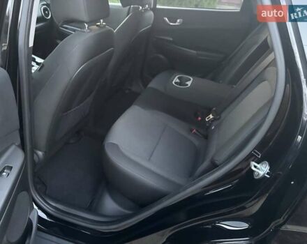Чорний Хендай Kona Electric, об'ємом двигуна 0 л та пробігом 40 тис. км за 17900 $, фото 37 на Automoto.ua