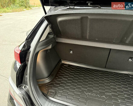 Черный Хендай Kona Electric, объемом двигателя 0 л и пробегом 30 тыс. км за 17200 $, фото 54 на Automoto.ua