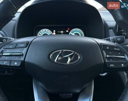 Черный Хендай Kona Electric, объемом двигателя 0 л и пробегом 80 тыс. км за 23100 $, фото 53 на Automoto.ua