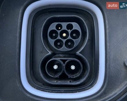 Чорний Хендай Kona Electric, об'ємом двигуна 0 л та пробігом 128 тис. км за 20000 $, фото 28 на Automoto.ua