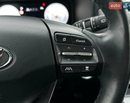 Черный Хендай Kona Electric, объемом двигателя 0 л и пробегом 45 тыс. км за 23700 $, фото 7 на Automoto.ua