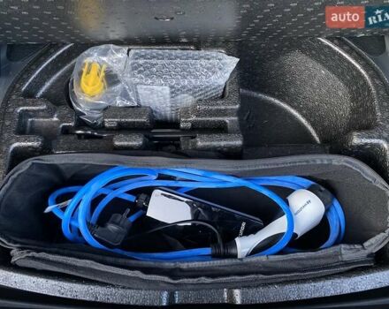 Чорний Хендай Kona Electric, об'ємом двигуна 0 л та пробігом 128 тис. км за 20000 $, фото 74 на Automoto.ua