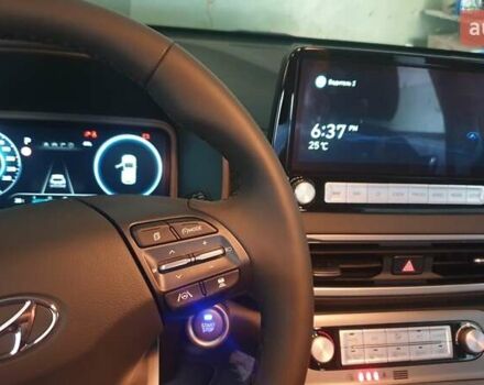 Черный Хендай Kona Electric, объемом двигателя 0 л и пробегом 1 тыс. км за 30215 $, фото 8 на Automoto.ua