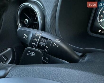 Черный Хендай Kona Electric, объемом двигателя 0 л и пробегом 80 тыс. км за 23100 $, фото 54 на Automoto.ua