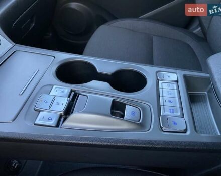 Чорний Хендай Kona Electric, об'ємом двигуна 0 л та пробігом 128 тис. км за 20000 $, фото 9 на Automoto.ua