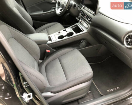 Черный Хендай Kona Electric, объемом двигателя 0 л и пробегом 30 тыс. км за 16000 $, фото 14 на Automoto.ua