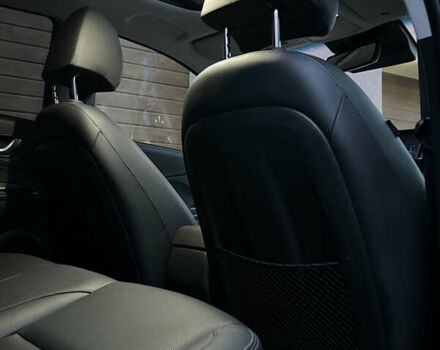 Черный Хендай Kona Electric, объемом двигателя 0 л и пробегом 73 тыс. км за 22699 $, фото 73 на Automoto.ua