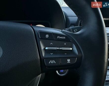 Черный Хендай Kona Electric, объемом двигателя 0 л и пробегом 86 тыс. км за 21500 $, фото 48 на Automoto.ua