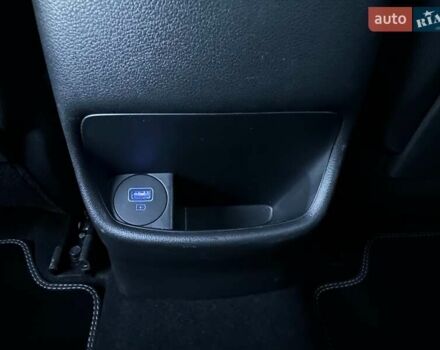 Черный Хендай Kona Electric, объемом двигателя 0 л и пробегом 86 тыс. км за 21500 $, фото 77 на Automoto.ua