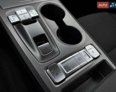 Черный Хендай Kona Electric, объемом двигателя 0 л и пробегом 83 тыс. км за 20700 $, фото 6 на Automoto.ua