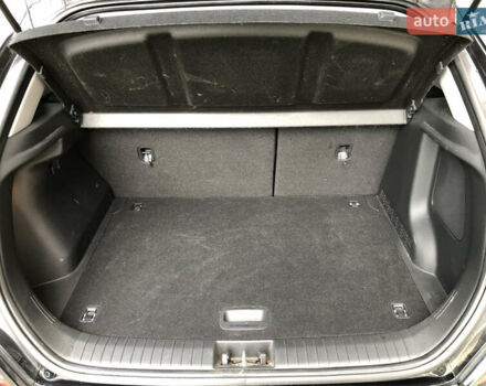 Черный Хендай Kona Electric, объемом двигателя 0 л и пробегом 30 тыс. км за 16000 $, фото 18 на Automoto.ua