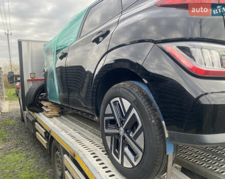 Черный Хендай Kona Electric, объемом двигателя 0 л и пробегом 40 тыс. км за 5000 $, фото 5 на Automoto.ua