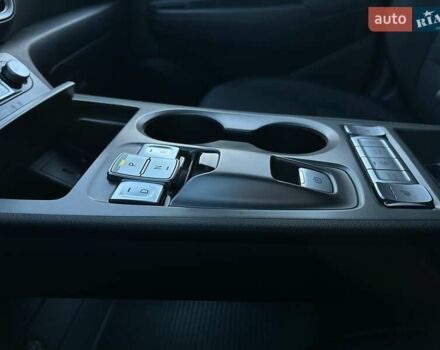 Черный Хендай Kona Electric, объемом двигателя 0 л и пробегом 86 тыс. км за 21500 $, фото 64 на Automoto.ua