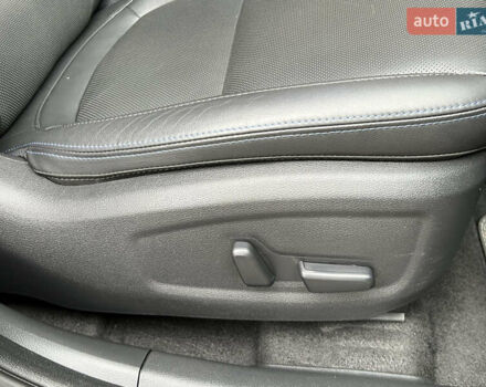 Черный Хендай Kona Electric, объемом двигателя 0 л и пробегом 73 тыс. км за 22699 $, фото 78 на Automoto.ua