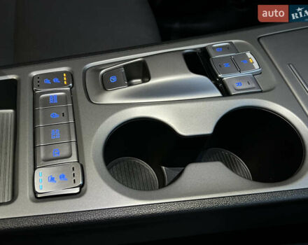 Черный Хендай Kona Electric, объемом двигателя 0 л и пробегом 73 тыс. км за 22699 $, фото 62 на Automoto.ua